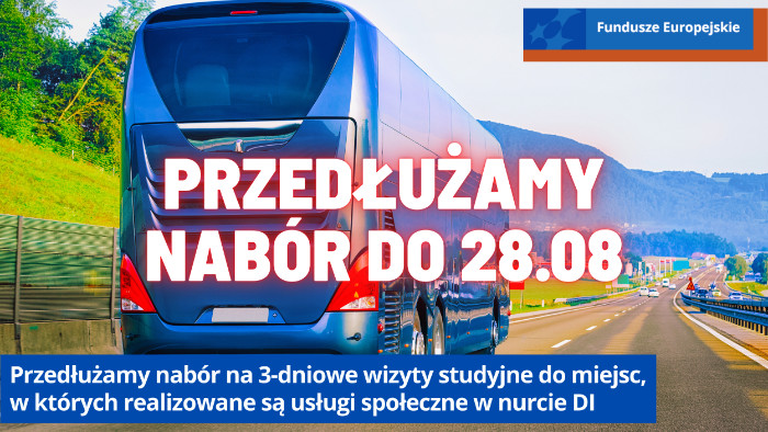 Autobus na drodze i napis Przedłużamy nabór do 25.08