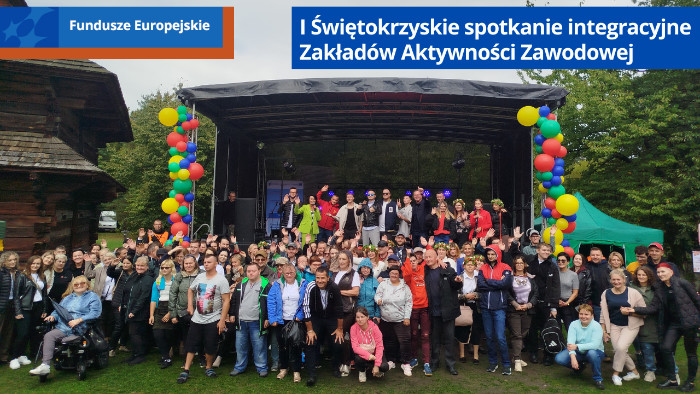Zdjęcie grupowe uczestników spotkania integracyjnego