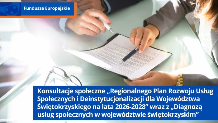 Dwie osoby analizują dokument